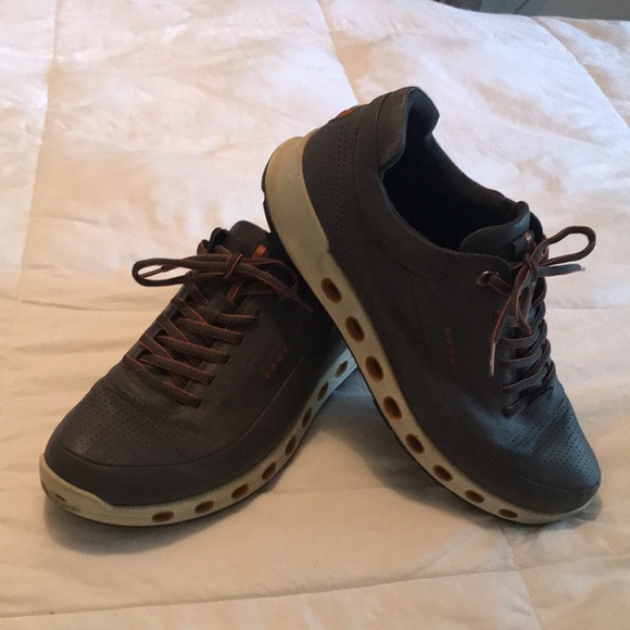 MEN Ecco Cool 2.0 Gore-Tex sneaker  Gray with rust trimSize 44. US Size =11 GUC - Picture 2 of 12
